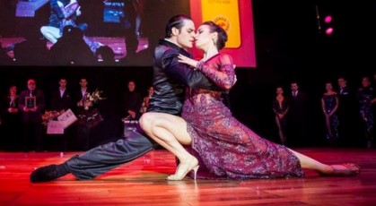 Piazzolla tango show where the tango champions are dancing